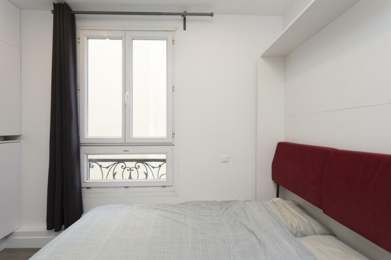 דירות פריז Studette De Charme Neuve Proche Invalides מראה חיצוני תמונה